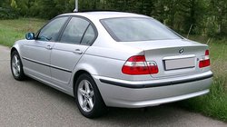 800px-BMW_E46_rear_20080822.jpg