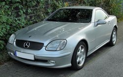 Mercedes_SLK_200_K_Facelift_20090919_front.jpg