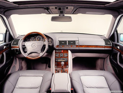 Mercedes-Benz w140_1991-1998_3.jpg