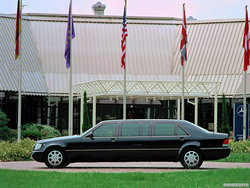 Mercedes-Benz w140 Pullman_1991-1998_2.jpg