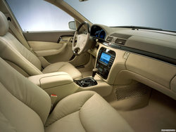 Mercedes-Benz w220_1998-2005_2.jpg